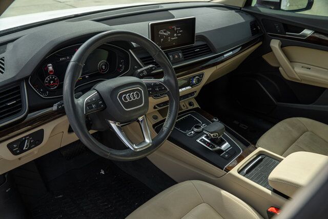 2020 Audi Q5 Premium Plus  Selma TX