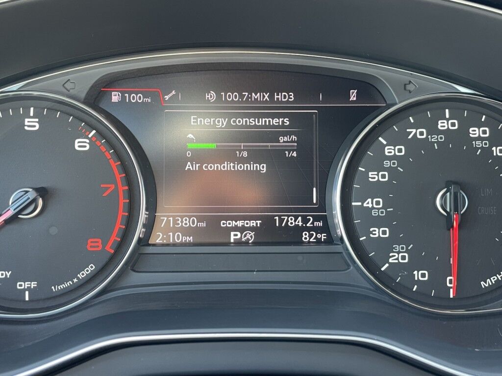 2020 Audi Q5 Premium~CLEAN CARFAX~EXCELLENT CONDITION~BLUETOOTH~DRIVER ASSISTANCE PACKAGE~PANORAMIC MOONROOF / SUNROOF Sarasota FL