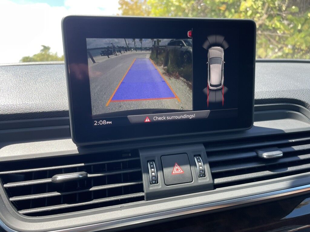 2020 Audi Q5 Premium~CLEAN CARFAX~EXCELLENT CONDITION~BLUETOOTH~DRIVER ASSISTANCE PACKAGE~PANORAMIC MOONROOF / SUNROOF Sarasota FL