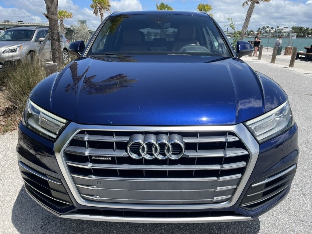 2020 Audi Q5 Premium~CLEAN CARFAX~EXCELLENT CONDITION~BLUETOOTH~DRIVER ASSISTANCE PACKAGE~PANORAMIC MOONROOF / SUNROOF Sarasota FL