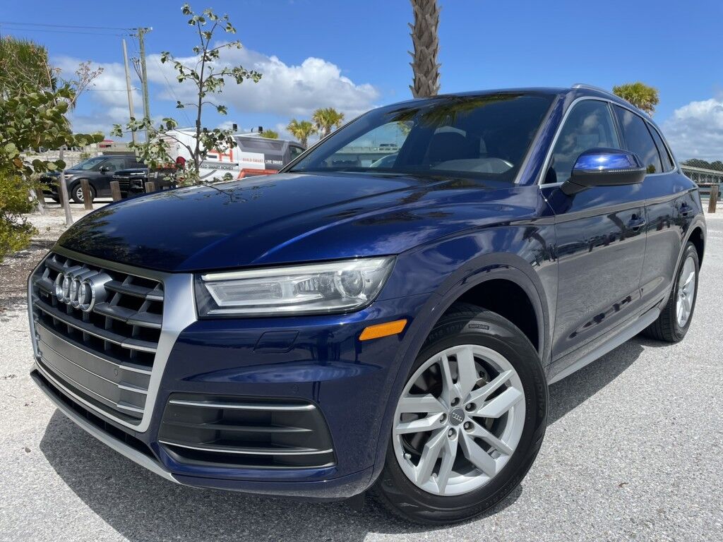 2020 Audi Q5 Premium~CLEAN CARFAX~EXCELLENT CONDITION~BLUETOOTH~DRIVER ASSISTANCE PACKAGE~PANORAMIC MOONROOF / SUNROOF Sarasota FL