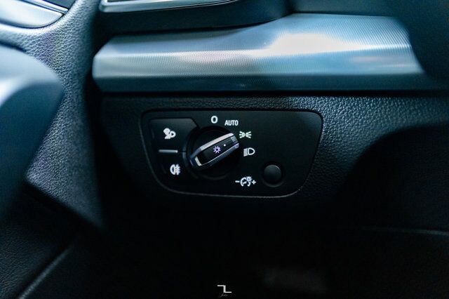 2020 Audi Q5 Quattro Premium Plus Leather Roof Nav BCam Red Deer AB