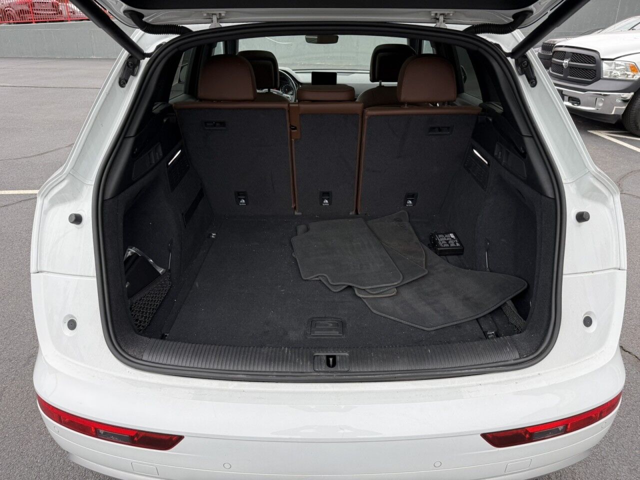 2020 Audi Q5 Titanium Premium Fitchburg MA