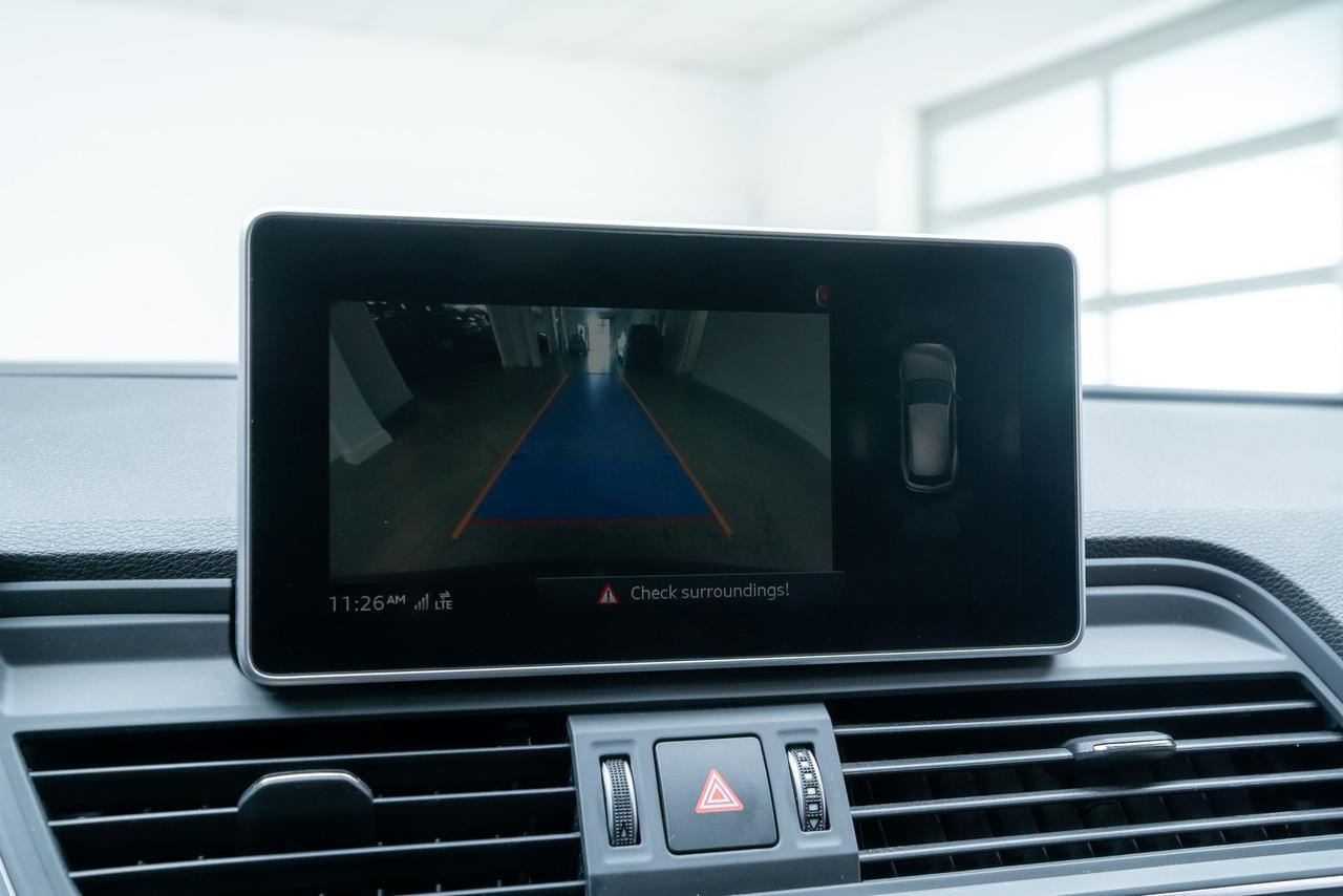 2020 Audi Q5 e 55 Premium Convenience Plus Package / Panoramic Roof Portland OR