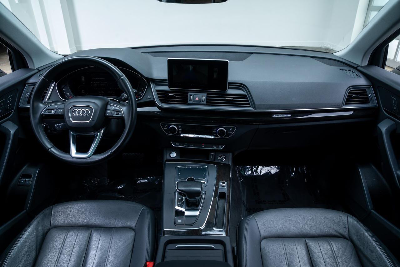 2020 Audi Q5 e 55 Premium Convenience Plus Package / Panoramic Roof Portland OR