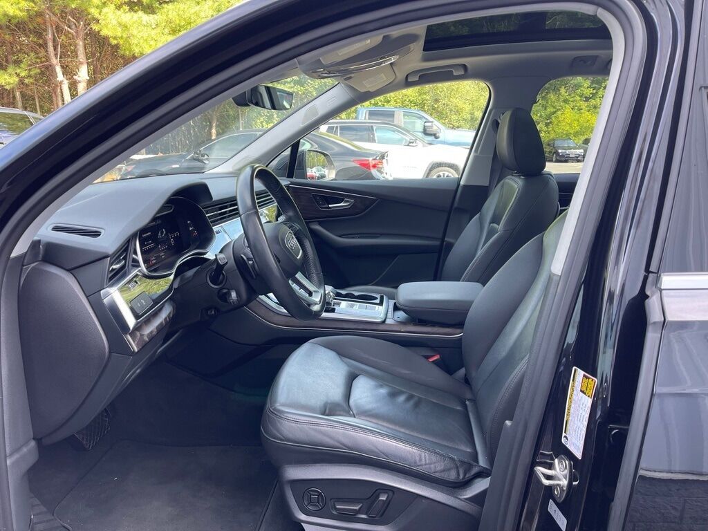 2020 Audi Q7 55 Premium Plus Orange MA