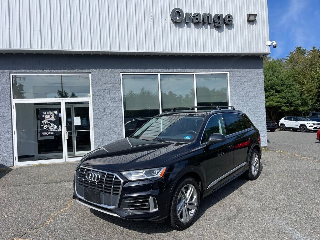 2020 Audi Q7 55 Premium Plus