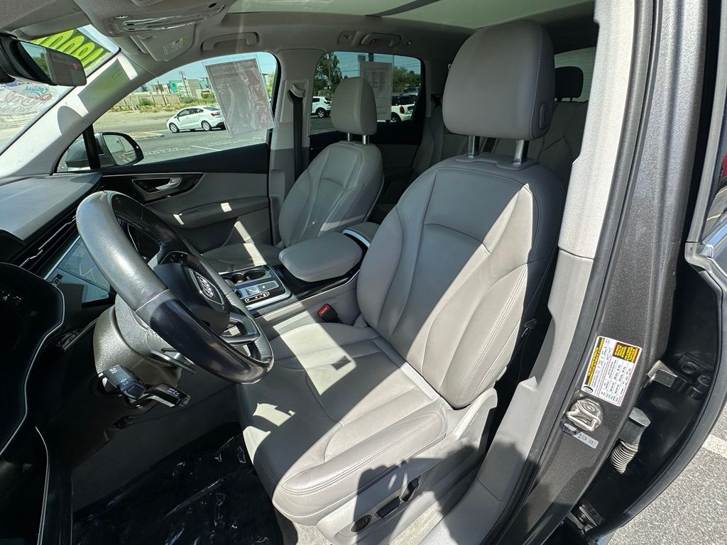 2020 Audi Q7 55 Premium