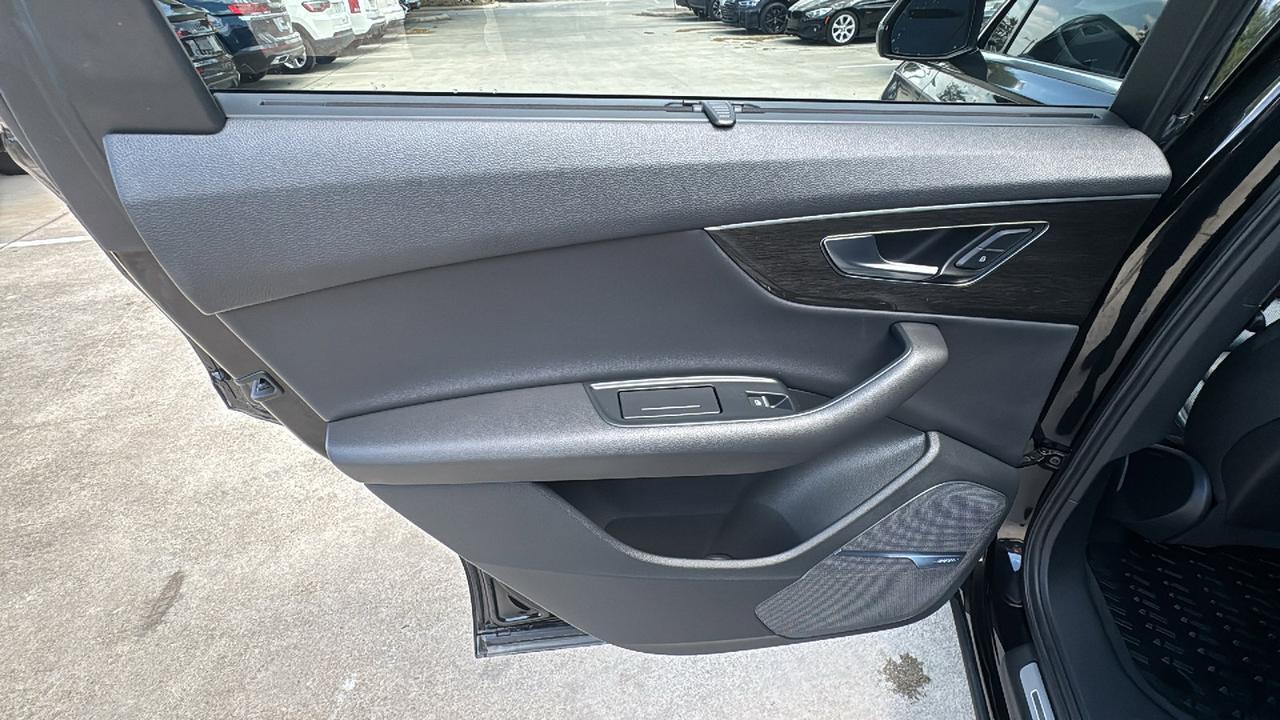 2020 Audi Q7 Premium Plus  Selma TX