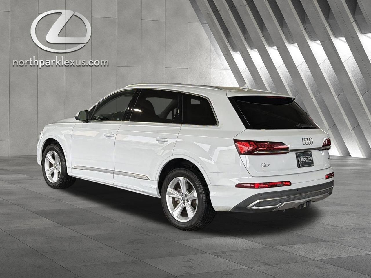 2020 Audi Q7 Premium