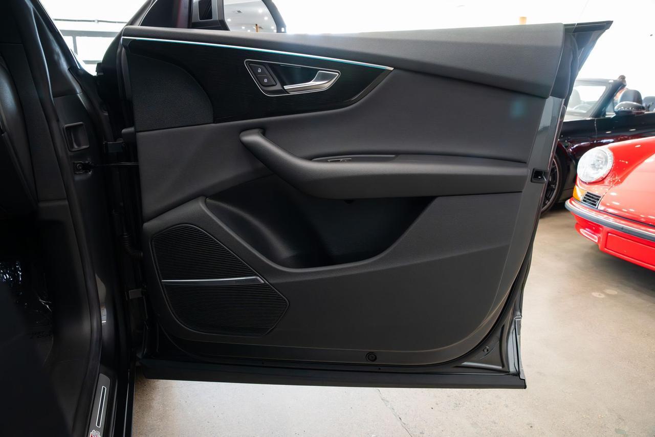 2020 Audi Q8 55 Prestige Gladstone OR