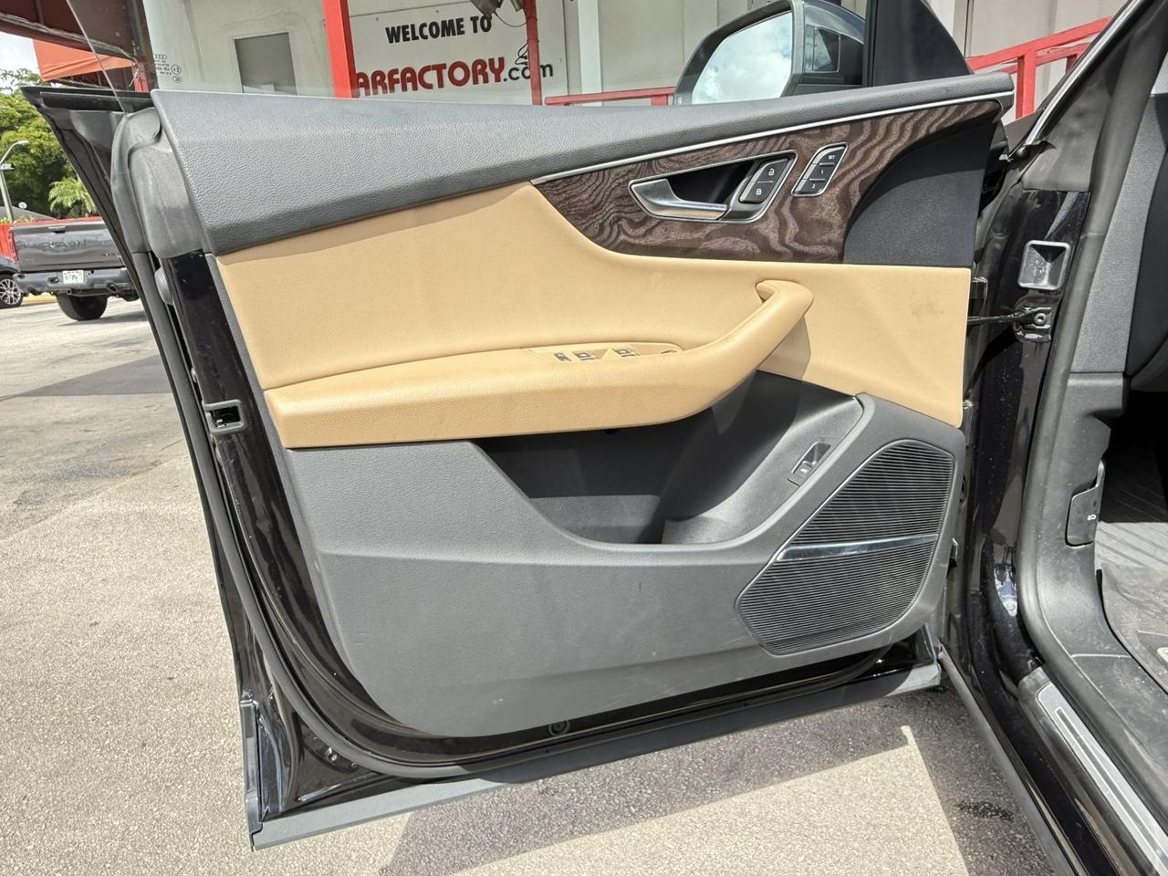 2020 Audi Q8 Premium Plus Hollywood FL