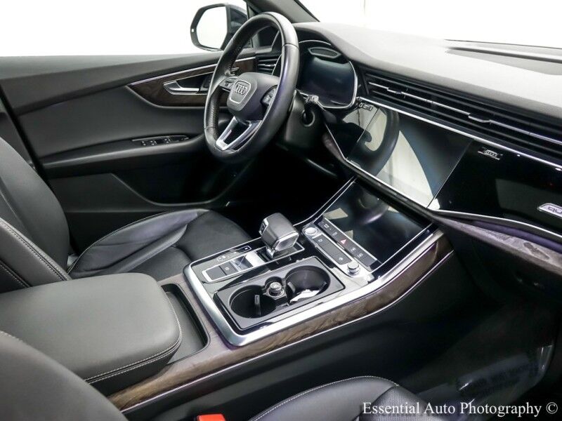 2020 Audi Q8 Premium Plus Willowbrook IL