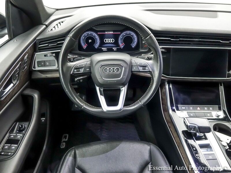 2020 Audi Q8 Premium Plus Willowbrook IL
