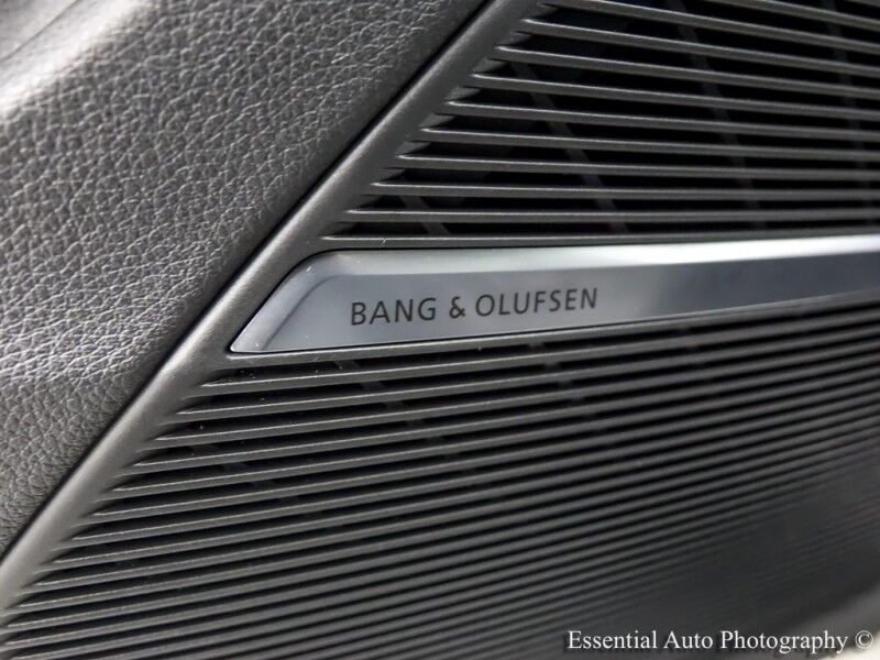 2020 Audi Q8 Premium Plus Willowbrook IL