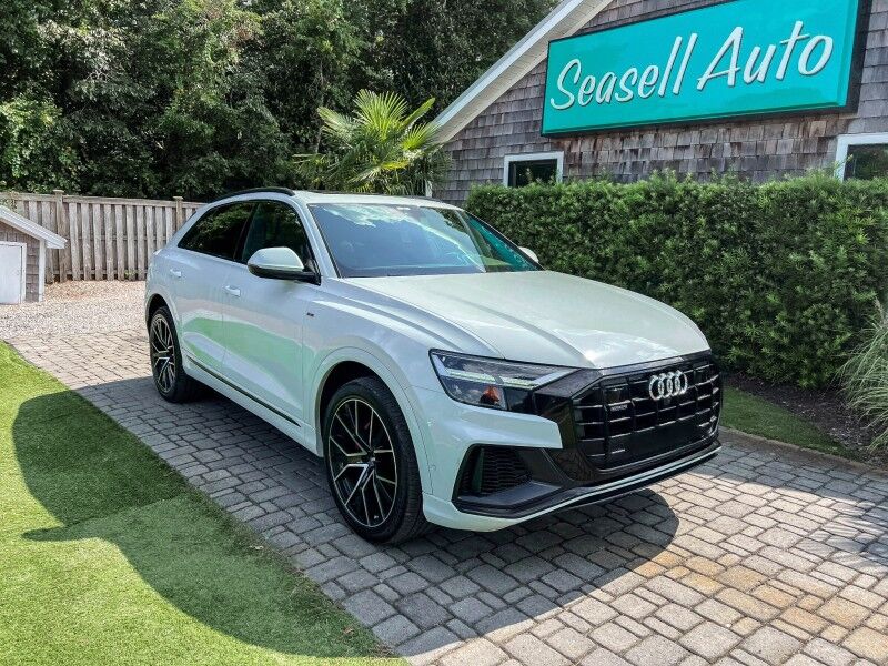 2020 Audi Q8 Premium Plus