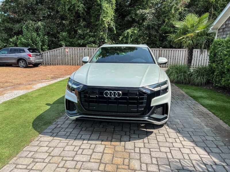 2020 Audi Q8 Premium Plus