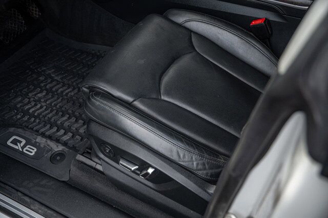 2020 Audi Q8 Prestige Luxury Package  Selma TX