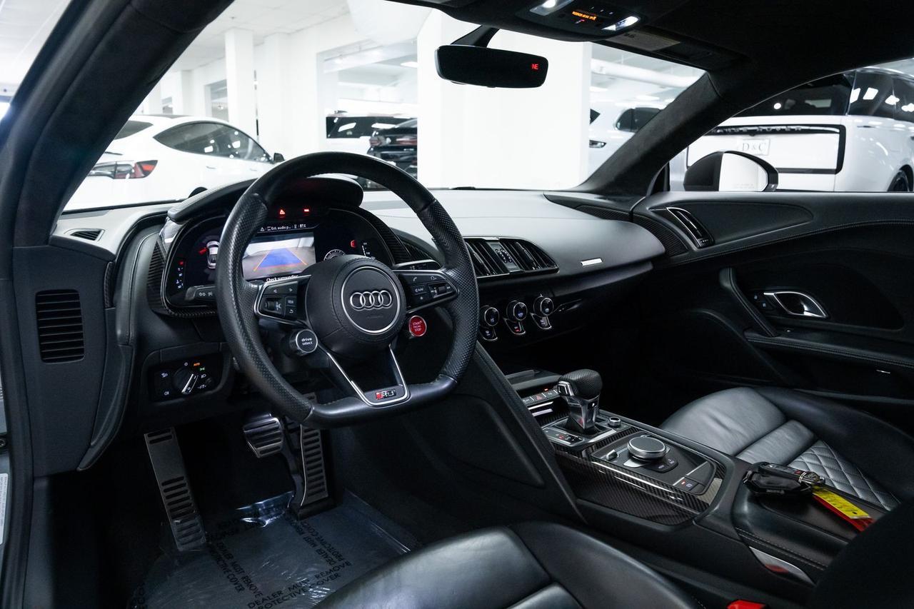 2020 Audi R8 5.2 Carbon Package Full Leather Package Portland OR