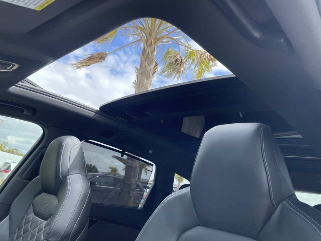 2020 Audi SQ7 PRESTIGE~1 OWNER~CLEAN CARFAX~LOW MILES~REGULAR MAINTENANCE~ONLI Sarasota FL