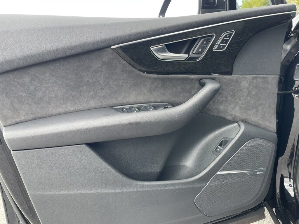 2020 Audi SQ7 PRESTIGE~1 OWNER~CLEAN CARFAX~LOW MILES~REGULAR MAINTENANCE~ONLI Sarasota FL