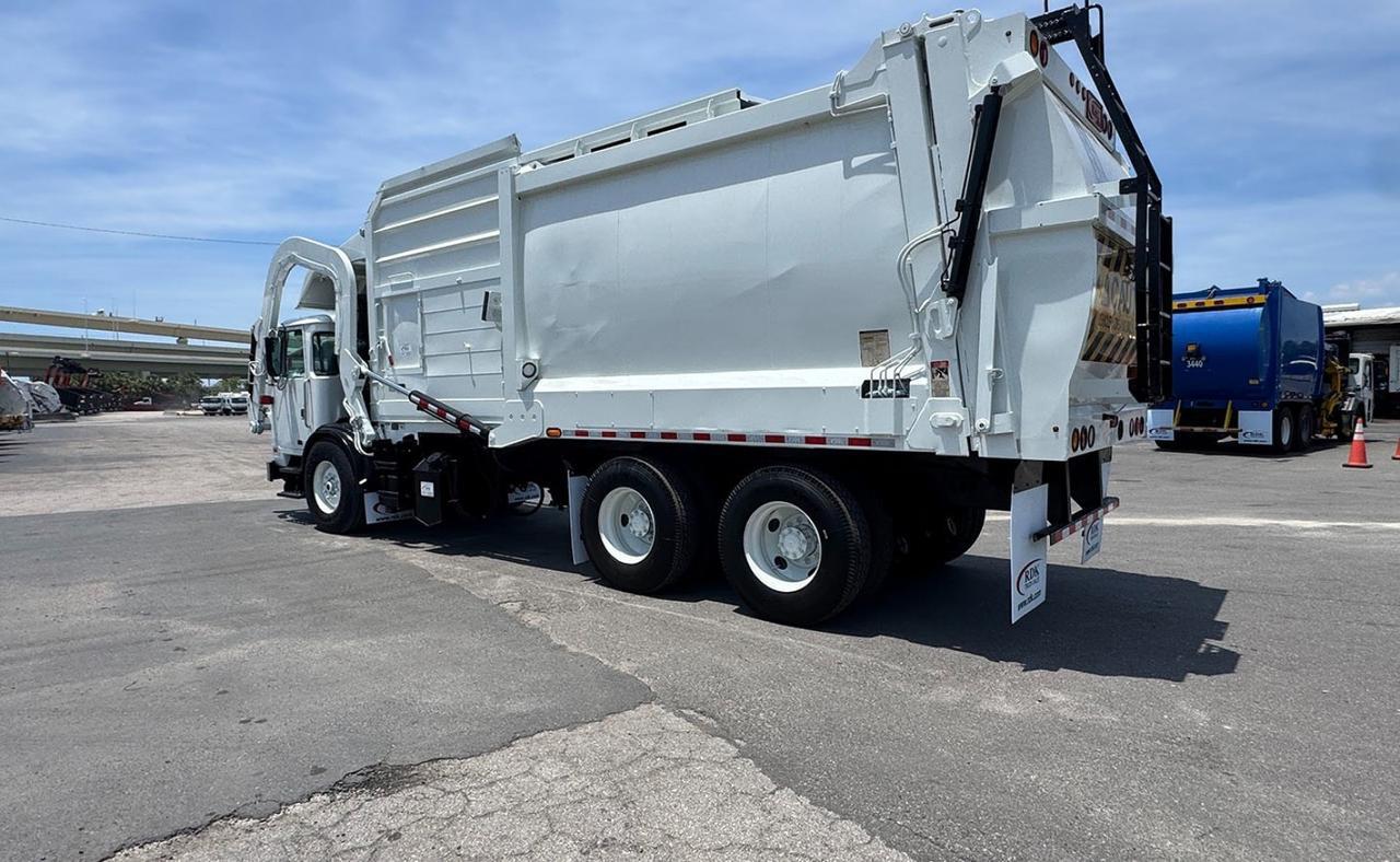 2020 Autocar ACX64 40 Yard Heil Front Loader Garbage Truck