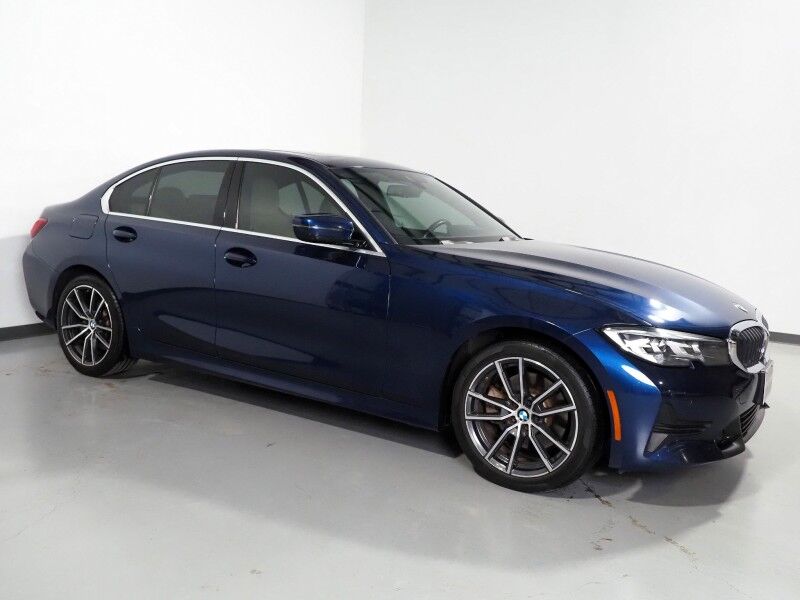 2020 BMW 3 Series 330i Sedan *NAVIGATION, LIVE COCKPIT PRO, SAFETY ALERTS, BACKUP-CAMERA, COLOR TOUCHSCREEN, MOONROOF, HEATED SEATS, PARK DISTANCE CONTROL, APPLE CARPLAY