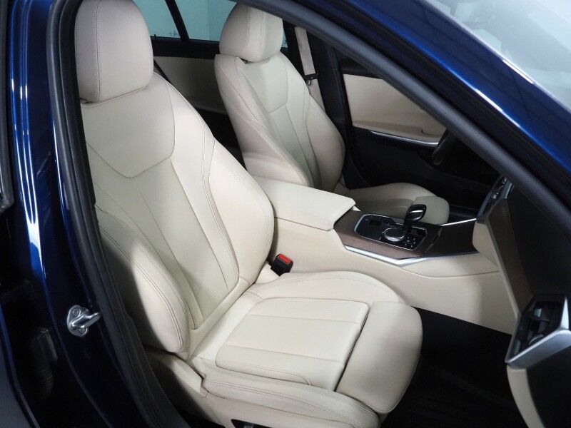 2020 BMW 3 Series 330i Sedan *NAVIGATION, LIVE COCKPIT PRO, SAFETY ALERTS, BACKUP-CAMERA, COLOR TOUCHSCREEN, MOONROOF, HEATED SEATS, PARK DISTANCE CONTROL, APPLE CARPLAY