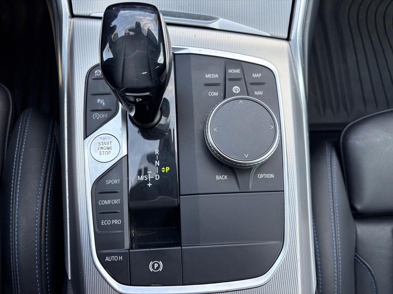 2020 BMW 3 Series 330i xDrive, BLIND SPOT ALERT, LANE KEEP ASSIST, SPORT & ECO DRIVE MODE, IDRIVE MODE, PADDLE SHIFTERS, POWER TRUNK, EXTERIOR PICTURE VIEW, 360 BACKUP CAMERA, SUNROOF, APPLE CARPLAY/ANDROID AUTO, AUTO START/STOP, WIRELESS CHARGER, FORWARD COLLISION AL Virginia Beach VA