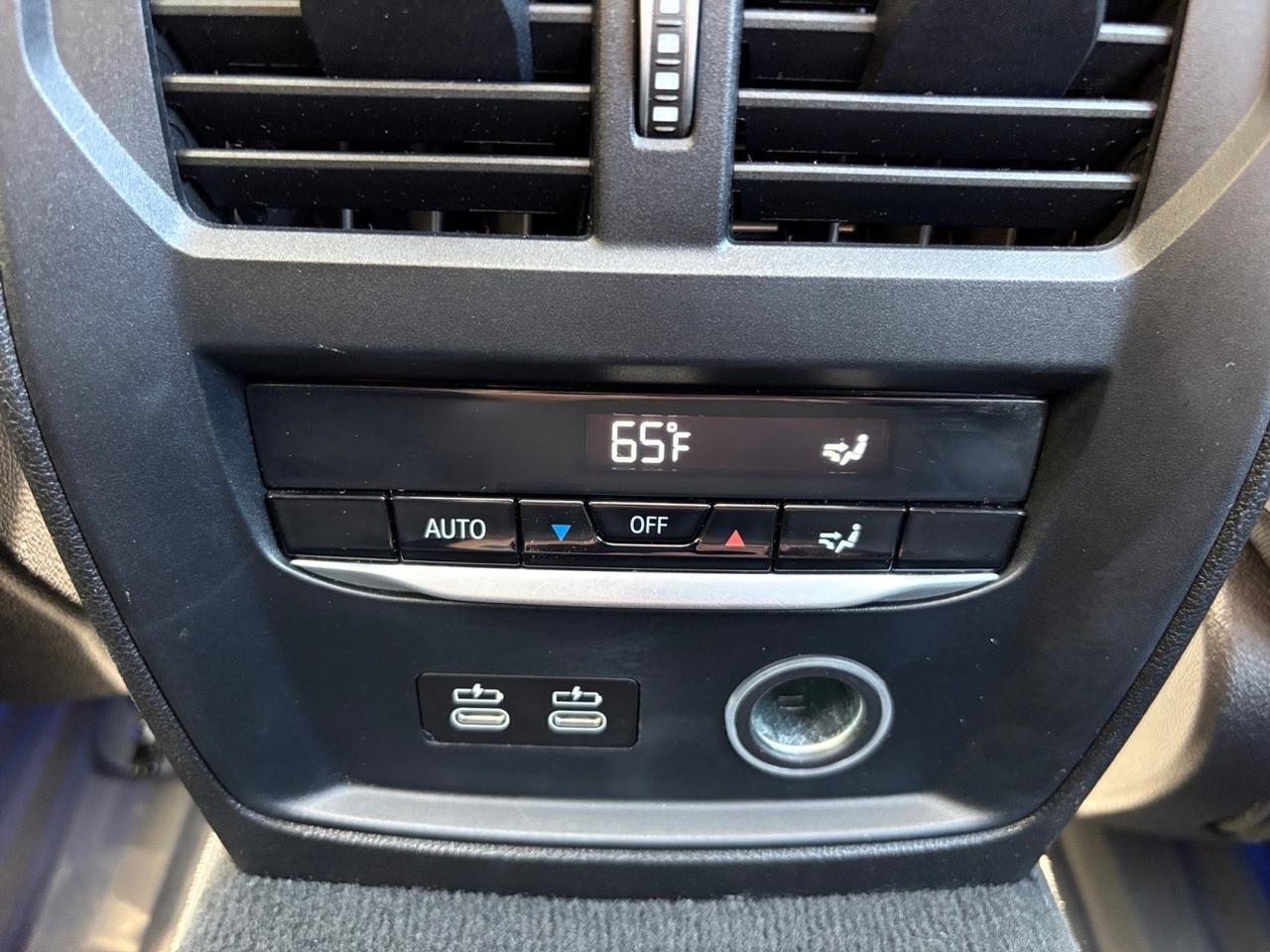 2020 BMW 3 Series 330i xDrive, BLIND SPOT ALERT, LANE KEEP ASSIST, SPORT & ECO DRIVE MODE, IDRIVE MODE, PADDLE SHIFTERS, POWER TRUNK, EXTERIOR PICTURE VIEW, 360 BACKUP CAMERA, SUNROOF, APPLE CARPLAY/ANDROID AUTO, AUTO START/STOP, WIRELESS CHARGER, FORWARD COLLISION AL Virginia Beach VA