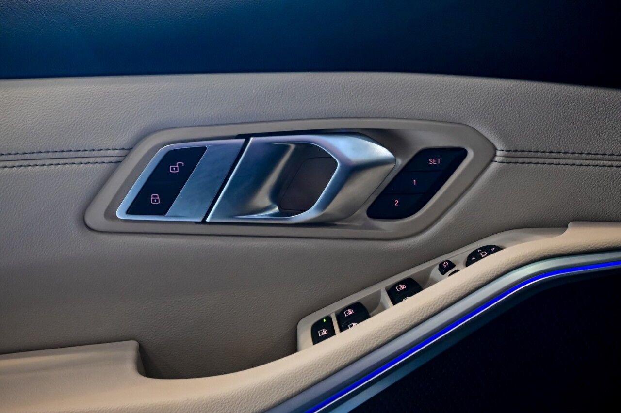 2020 BMW 3 Series 330i xDrive, Driver Assist Pro, Nav, Remote Start, Ambient Lighting Springfield NJ