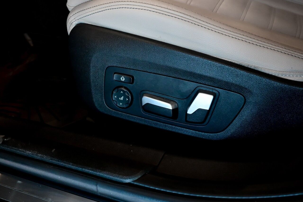 2020 BMW 3 Series 330i xDrive, Driver Assist Pro, Nav, Remote Start, Ambient Lighting Springfield NJ