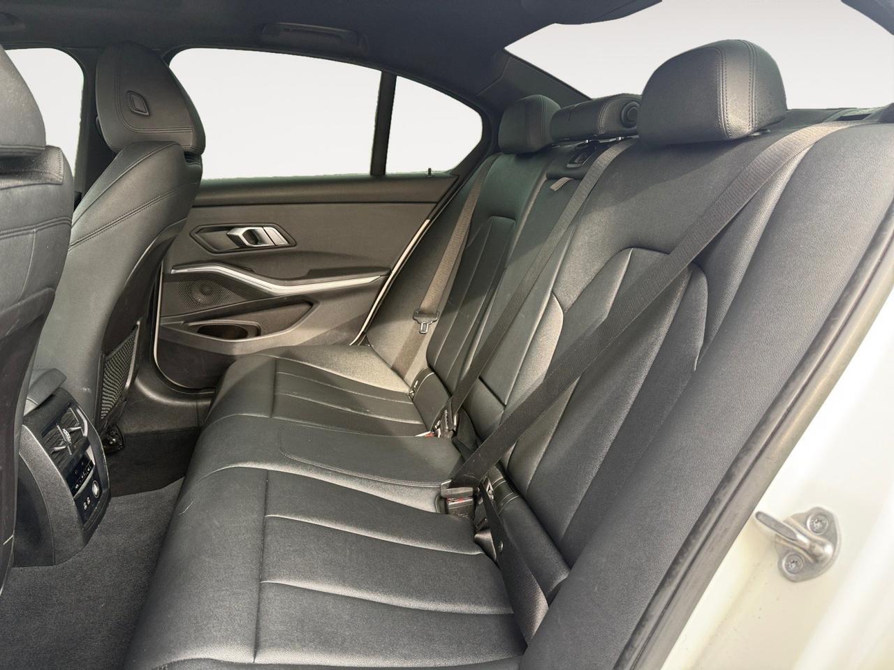 2020 BMW 3 Series 330i xDrive, SUNROOF, HEATED SEATS, NAVIGATION, UNIVERSAL GARAGE DOOR OPENER, BLUETOOTH, PUSH BUTTON START, POWER FOLDING MIRRORS W/ TURN SIGNALS, MEMORY DRIVER SEAT, SPORTS SEATS, COME AND TEST DRIVE THIS BMW TODAY! Norfolk VA