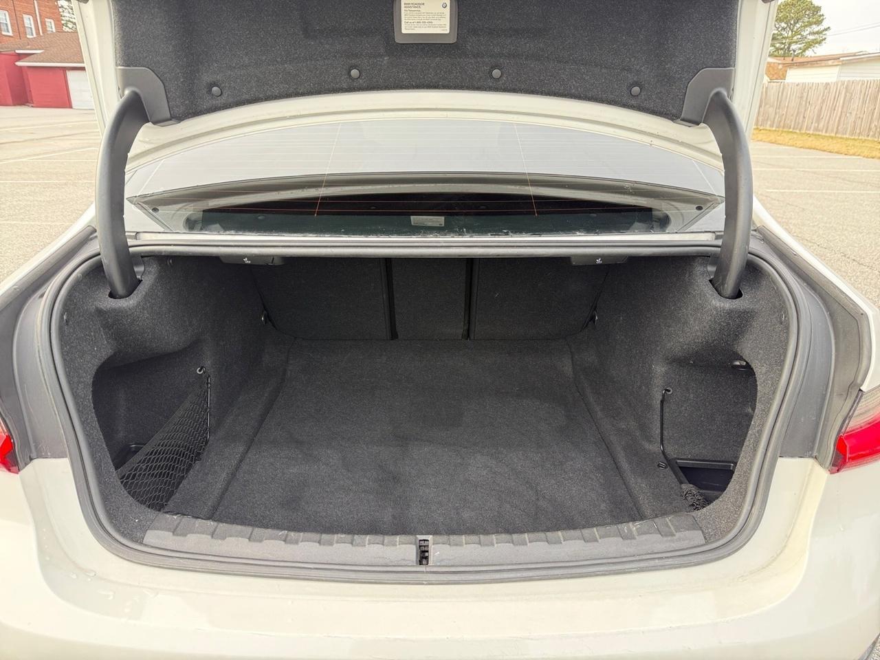 2020 BMW 3 Series 330i xDrive, SUNROOF, HEATED SEATS, NAVIGATION, UNIVERSAL GARAGE DOOR OPENER, BLUETOOTH, PUSH BUTTON START, POWER FOLDING MIRRORS W/ TURN SIGNALS, MEMORY DRIVER SEAT, SPORTS SEATS, COME AND TEST DRIVE THIS BMW TODAY! Norfolk VA