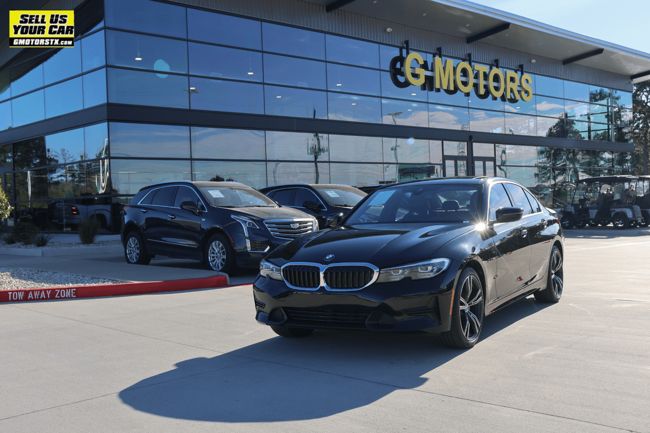 2020 BMW 3 Series 330i's photo