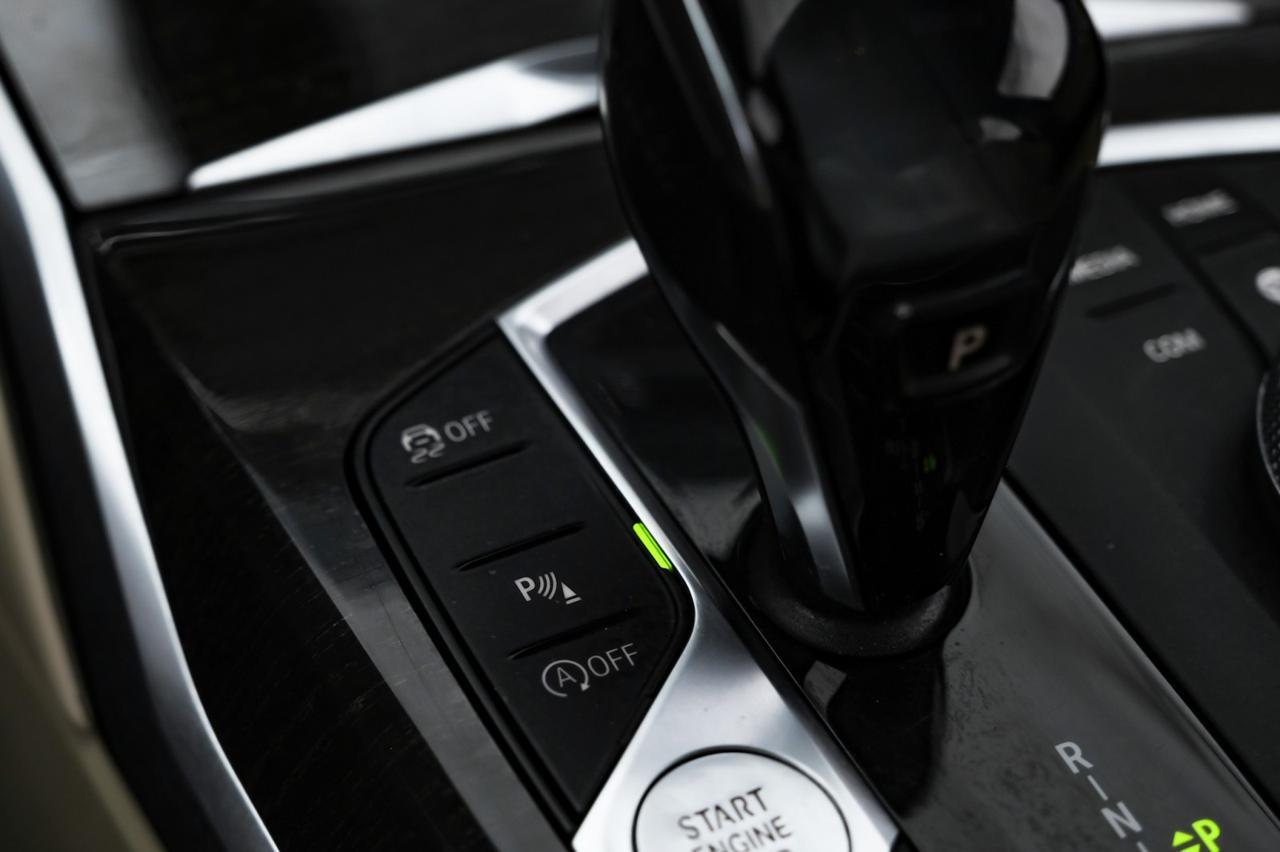 2020 BMW 330i BLIND SPOT ASSIST NAVIGATION SUNROOF LEATHER HEATED SEATS REAR C Carrollton TX