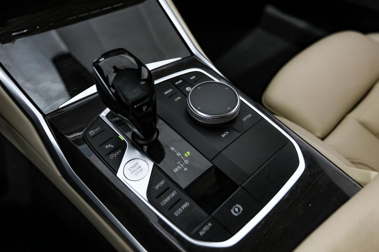 2020 BMW 330i BLIND SPOT ASSIST NAVIGATION SUNROOF LEATHER HEATED SEATS REAR C Carrollton TX