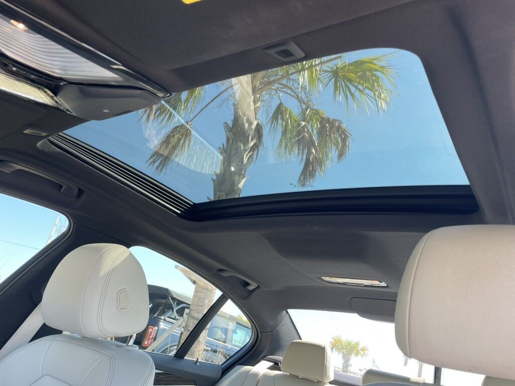 2020 BMW 5 Series 530i xDRIVE~DRIVER ASSIST PACKAGE~ONLINE FINANCE AND SHIPPING AVAILABLE!!! Sarasota FL