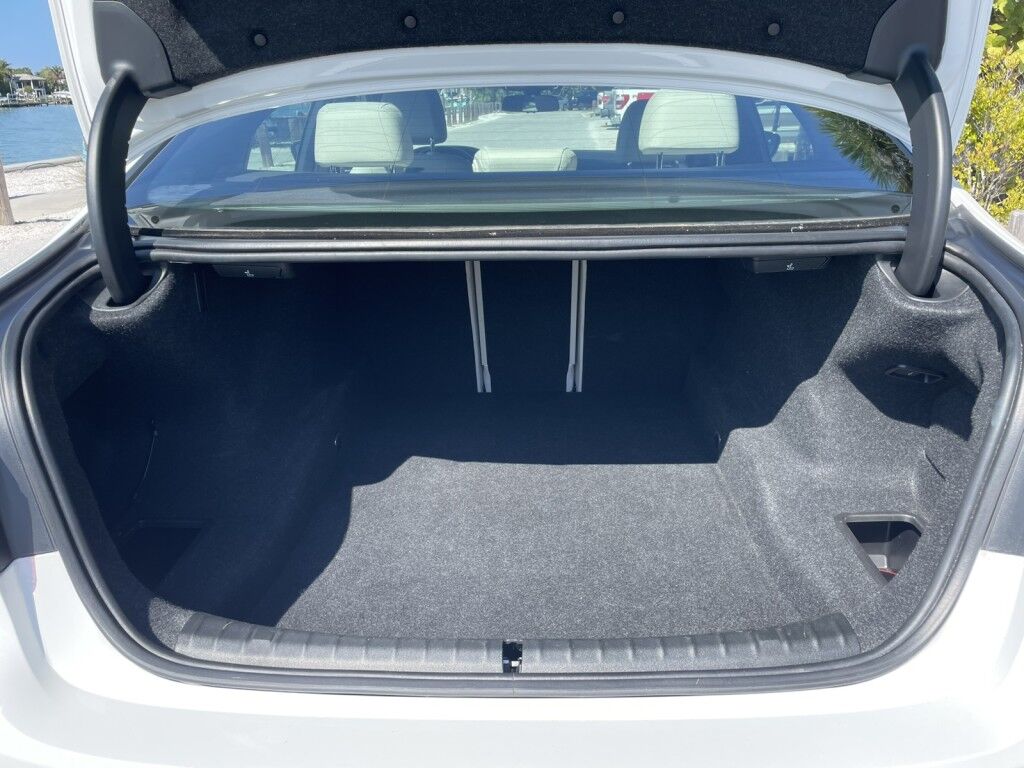 2020 BMW 5 Series 530i xDRIVE~DRIVER ASSIST PACKAGE~ONLINE FINANCE AND SHIPPING AVAILABLE!!! Sarasota FL