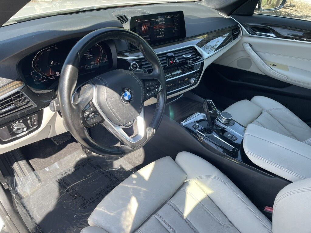 2020 BMW 5 Series 530i xDRIVE~DRIVER ASSIST PACKAGE~ONLINE FINANCE AND SHIPPING AVAILABLE!!! Sarasota FL
