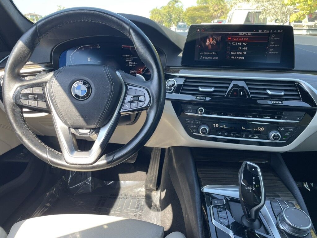 2020 BMW 5 Series 530i xDRIVE~DRIVER ASSIST PACKAGE~ONLINE FINANCE AND SHIPPING AVAILABLE!!! Sarasota FL