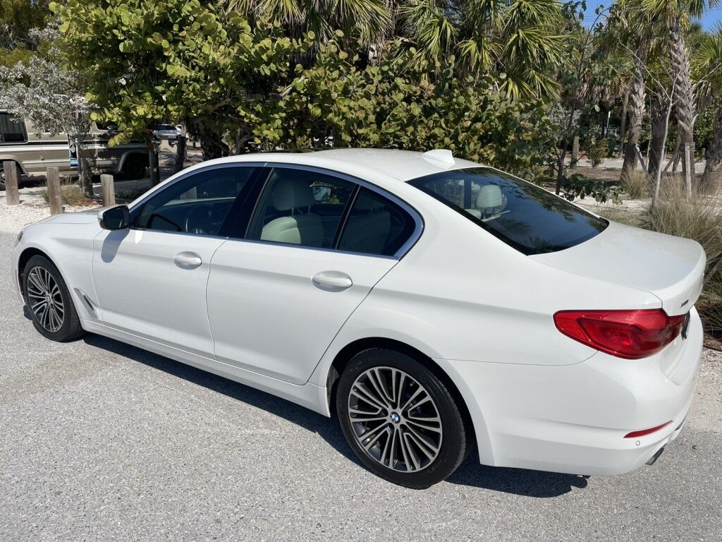 2020 BMW 5 Series 530i xDRIVE~DRIVER ASSIST PACKAGE~ONLINE FINANCE AND SHIPPING AVAILABLE!!! Sarasota FL