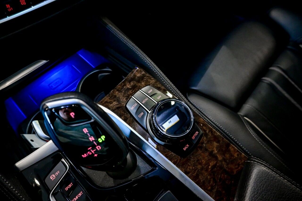 2020 Bmw 540i xDrive Sedan photo 35