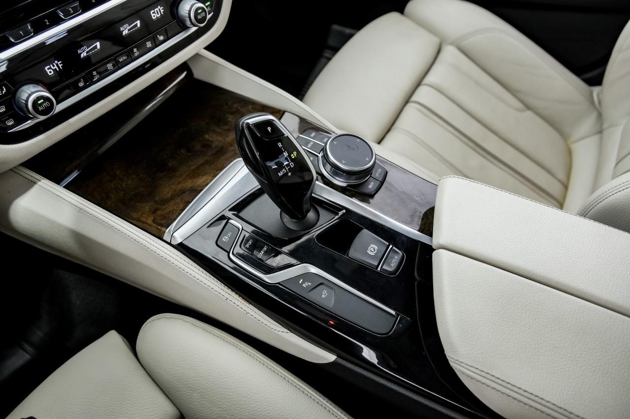 2020 BMW 530i xDrive AWD HEADUP DISPLAY BLIND SPOT ASSIST NAVIGATION SUNROOF HARMAN KARDON SOUND Carrollton TX