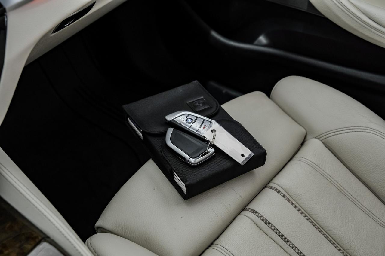 2020 BMW 530i xDrive AWD HEADUP DISPLAY BLIND SPOT ASSIST NAVIGATION SUNROOF LEATHER HEATED SEATS Carrollton TX