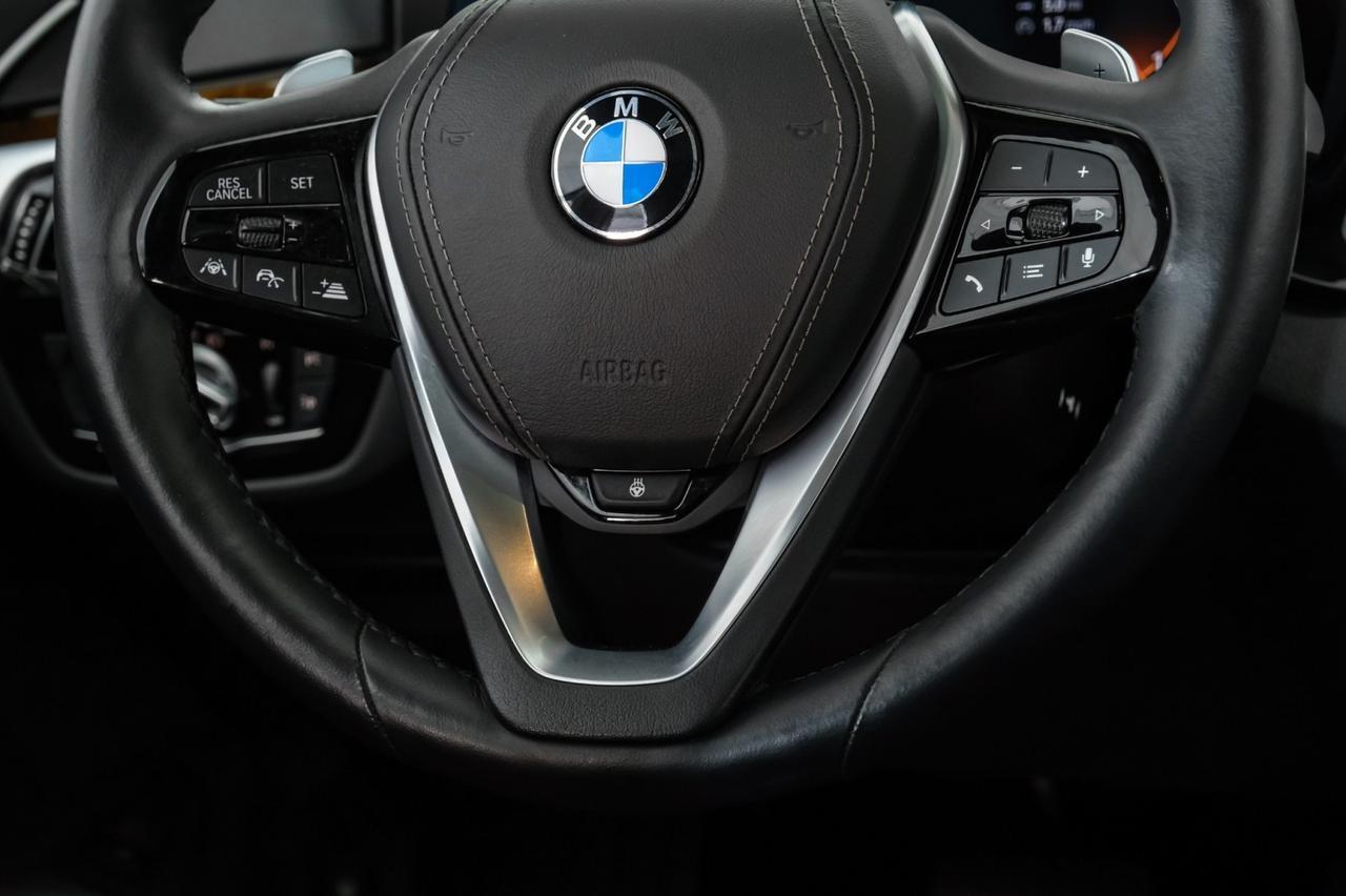 2020 BMW 540i xDrive AWD DRIVING ASSIST PLUS PKG BLIND SPOT ASSIST NAVIGATION SUNROOF Carrollton TX