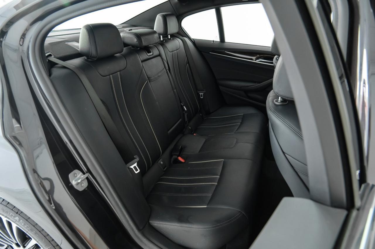 2020 BMW 540i xDrive AWD DRIVING ASSIST PLUS PKG BLIND SPOT ASSIST NAVIGATION SUNROOF Carrollton TX