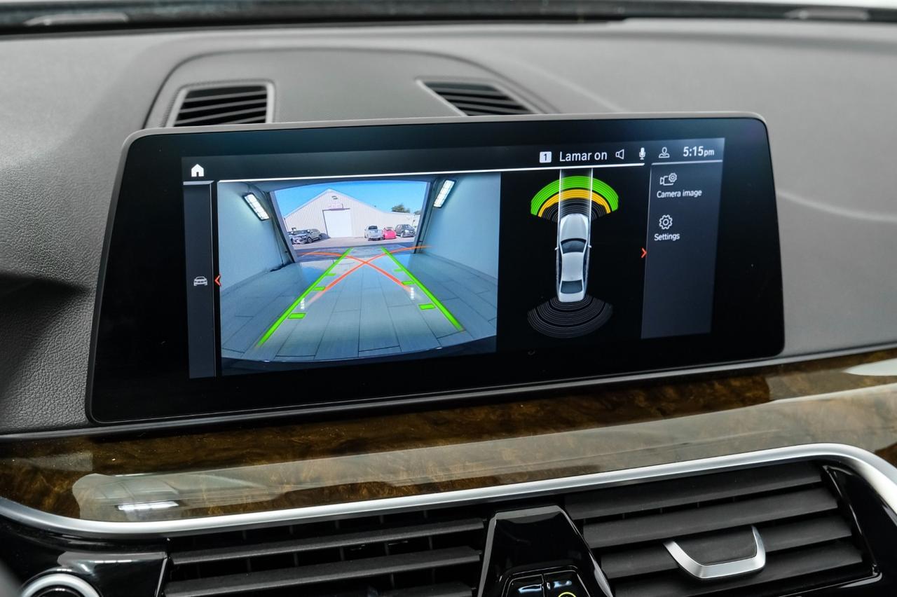 2020 BMW 540i xDrive AWD DRIVING ASSIST PLUS PKG BLIND SPOT ASSIST NAVIGATION SUNROOF Carrollton TX