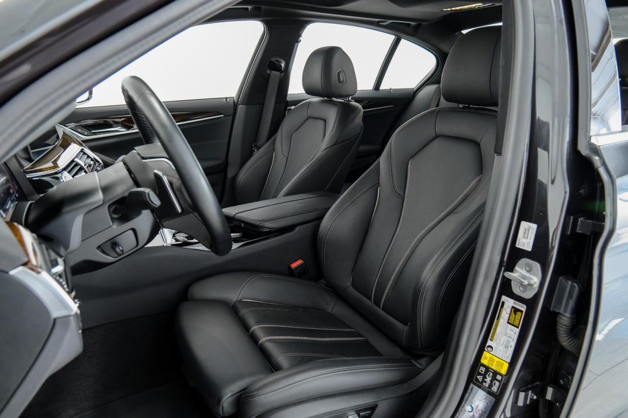 2020 BMW 540i xDrive AWD DRIVING ASSIST PLUS PKG BLIND SPOT ASSIST NAVIGATION SUNROOF Carrollton TX