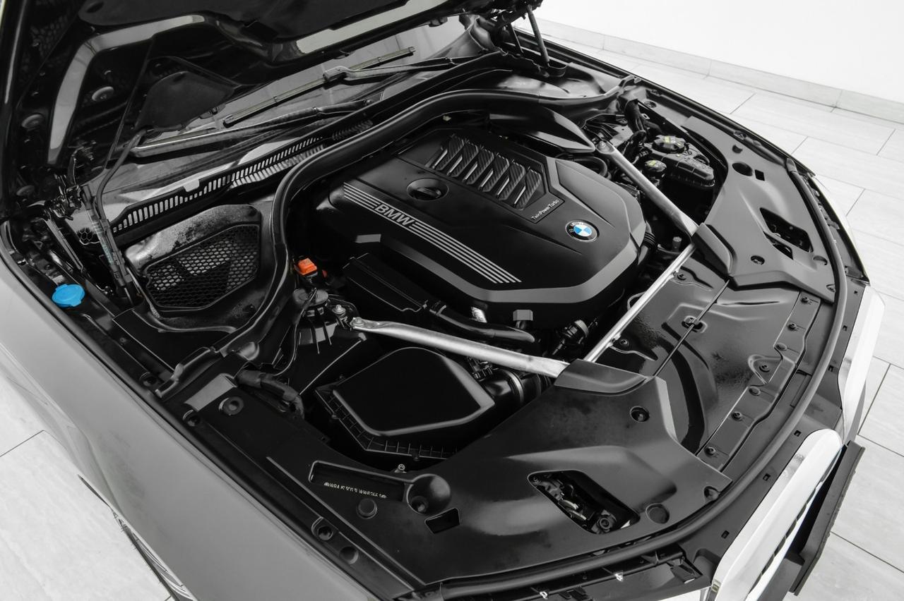 2020 BMW 540i xDrive AWD DRIVING ASSIST PLUS PKG BLIND SPOT ASSIST NAVIGATION SUNROOF Carrollton TX